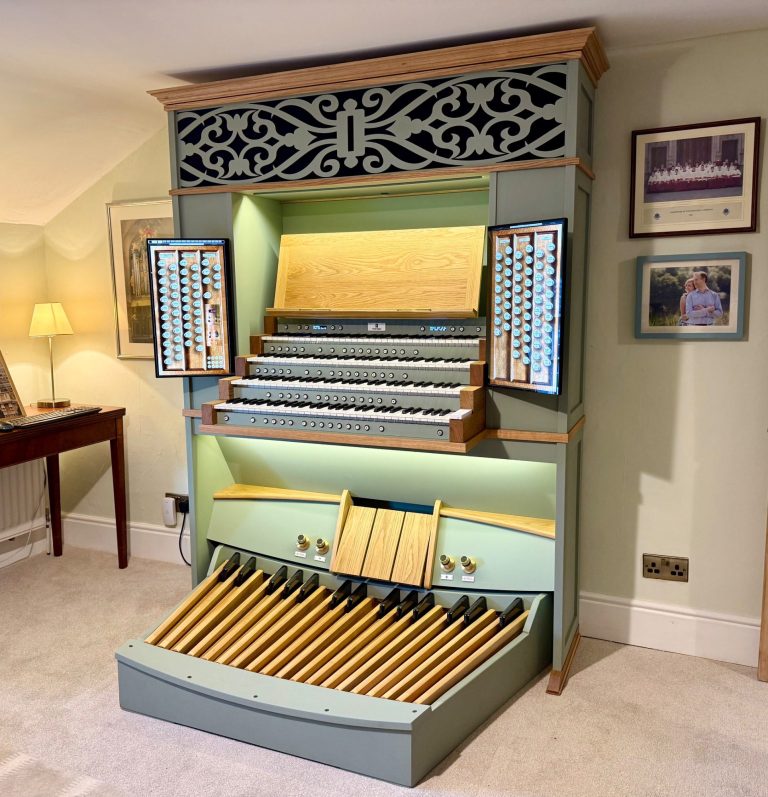 Berkshire Town House Organ Green One Variant